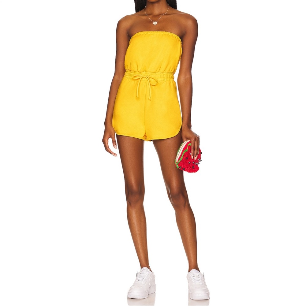 Emilia Romper